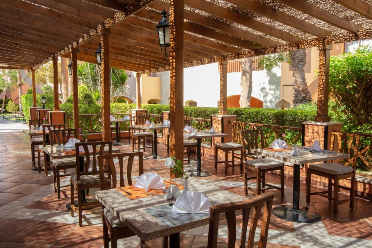 Jaz Makadi Saraya Resort Хургада Екстер'єр фото The restaurant